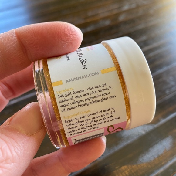 AMNH Skincare Kiss the Stars Lip Plumping Mask - Picture 4 of 4